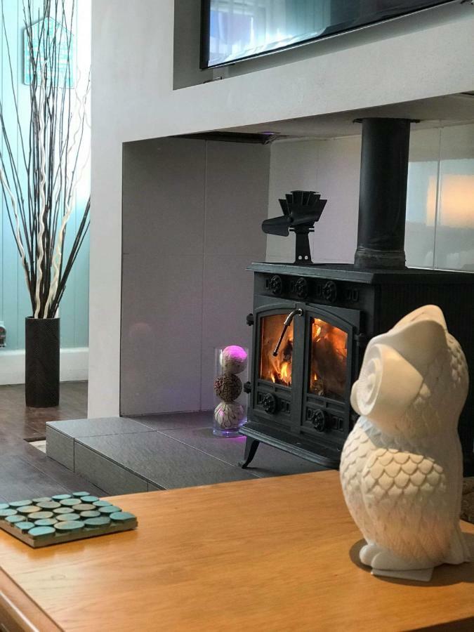 Vollie House With Hot Tub, Sauna & Log Burner Penpont Dış mekan fotoğraf